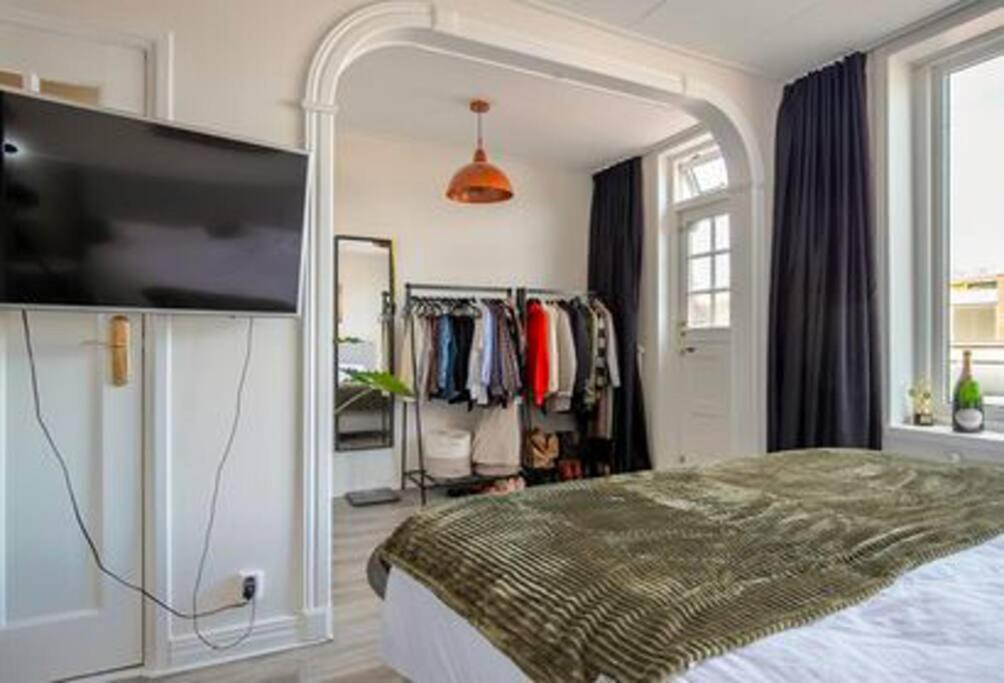 Een Heerlijke Woning Op Loopafstand Van Centrum! 陆瓦尔登 外观 照片